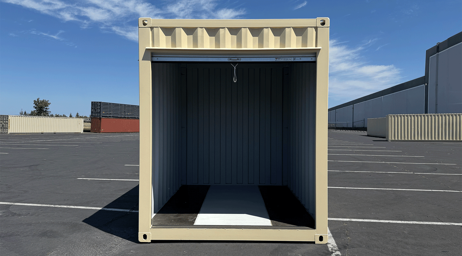 10ft Shipping Container With Roll Up Door - view 3