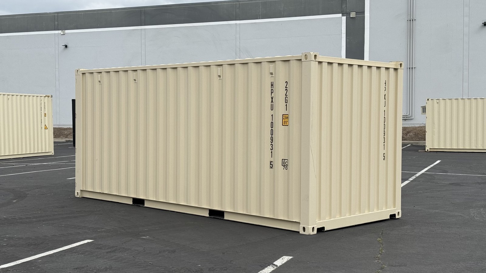 20ft Standard Shipping Container - view 2