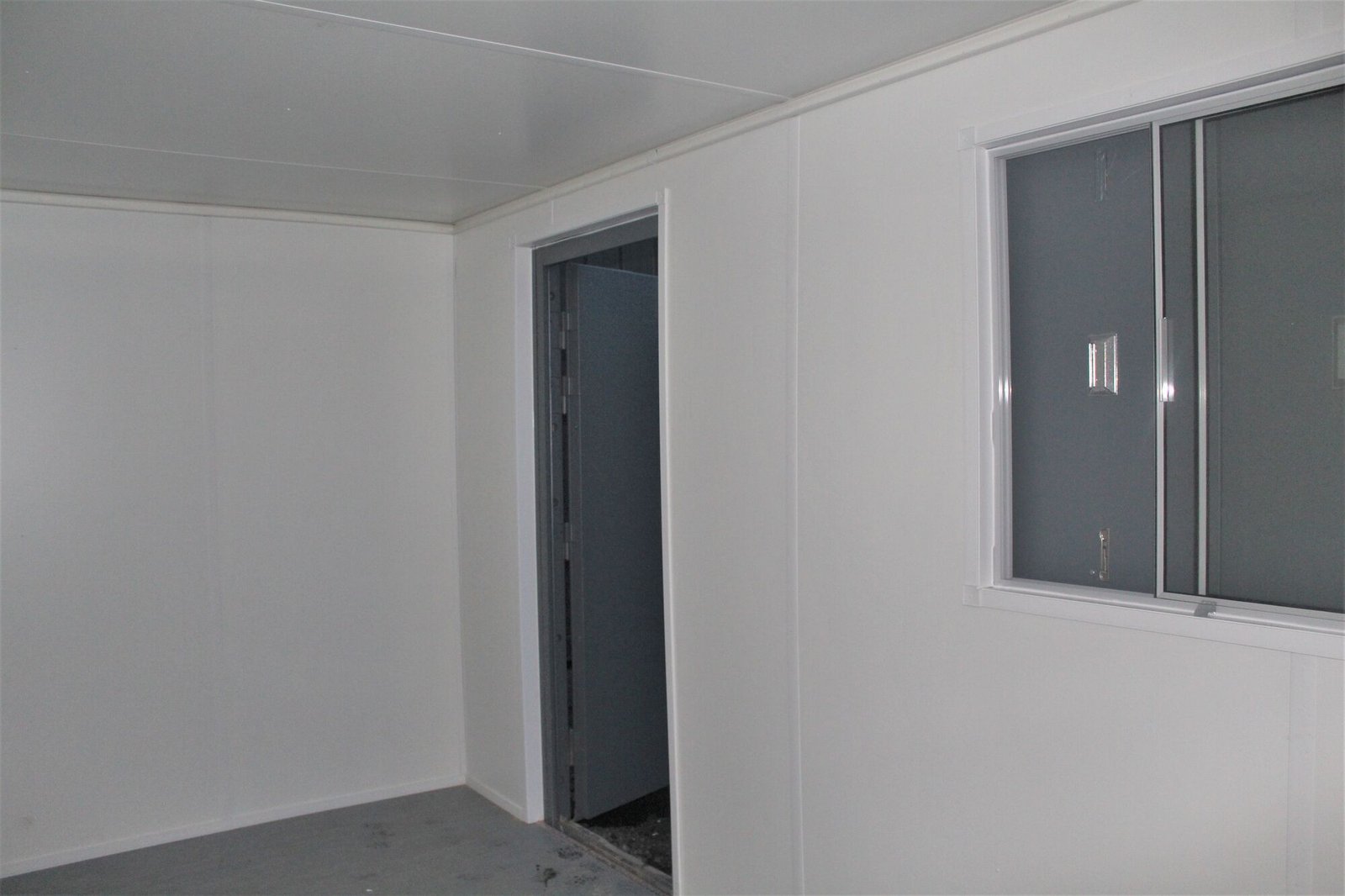 SHIPPING CONTAINERS 30ft ModiBox Office - view 4